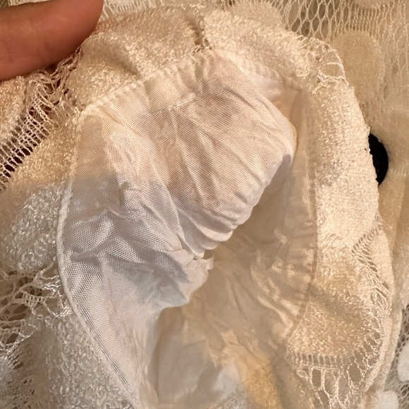 Button top - Picture 2 of 5